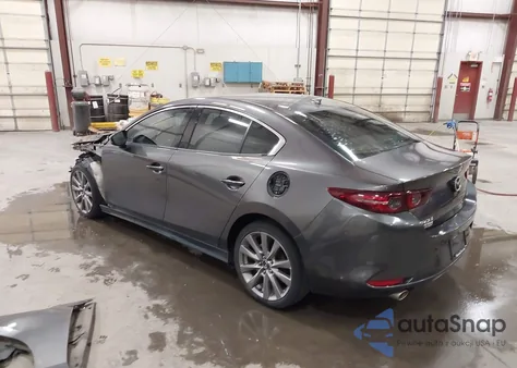 2019 Mazda Mazda3 Premium Package z USA, uszkodzony, nr VIN 3MZBPAEM2KM102340